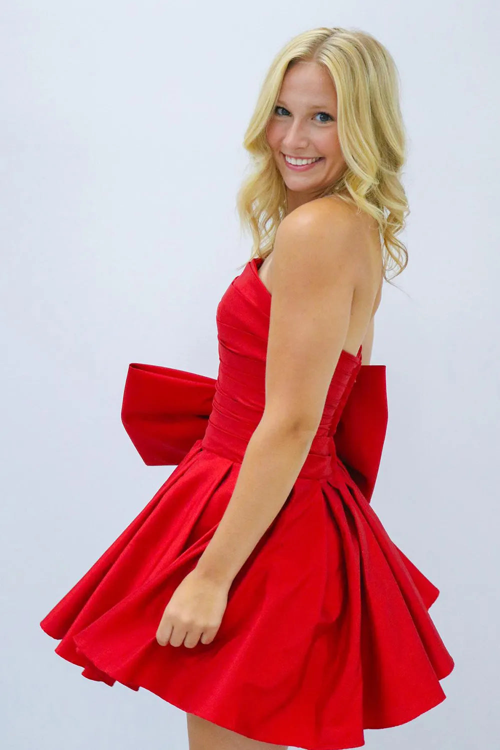 Royal Blue A-Line Strapless Pleated Party Dress with Bow