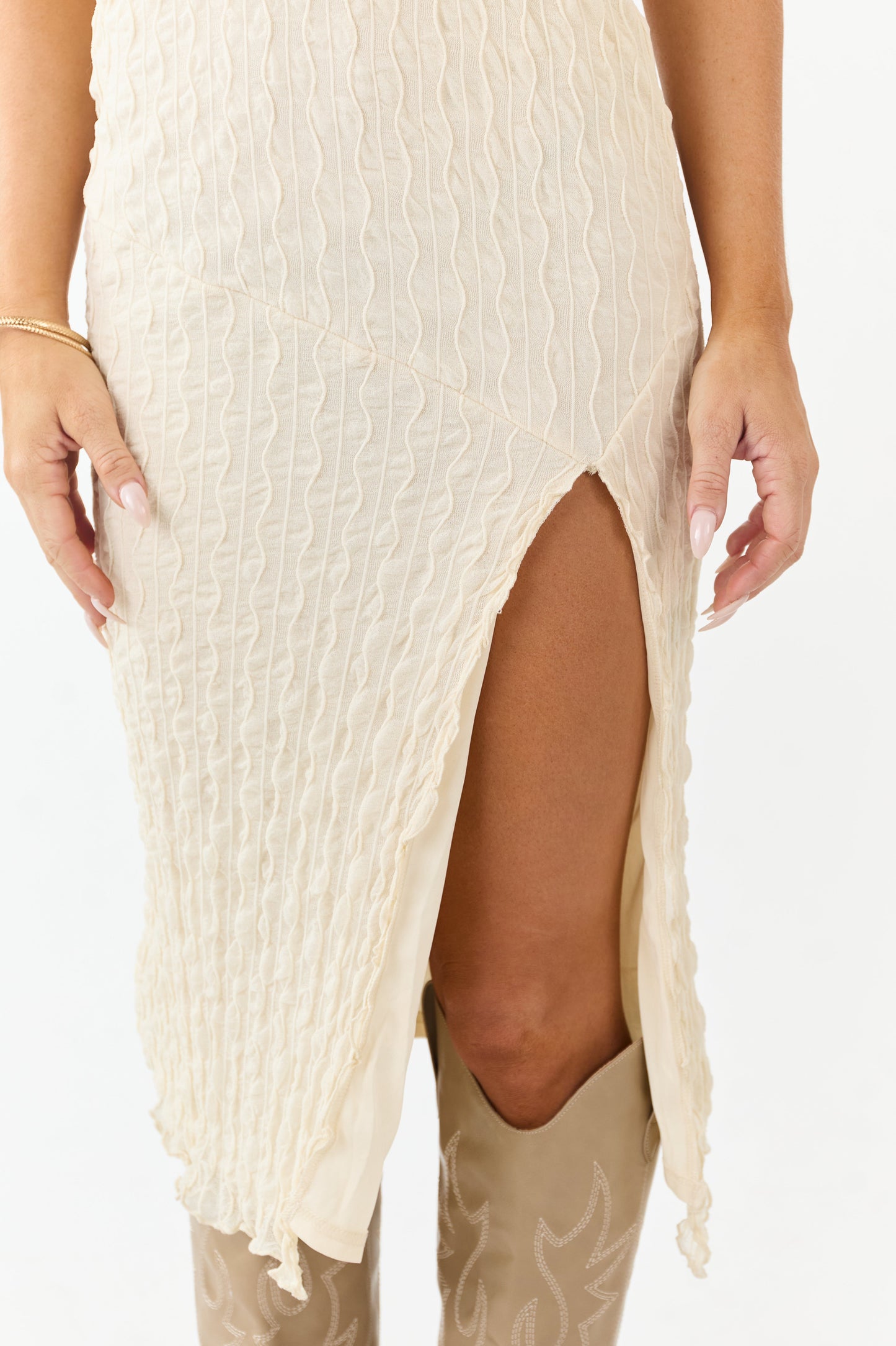 Cream Wavy Textured Mesh Strapless Midi Dress