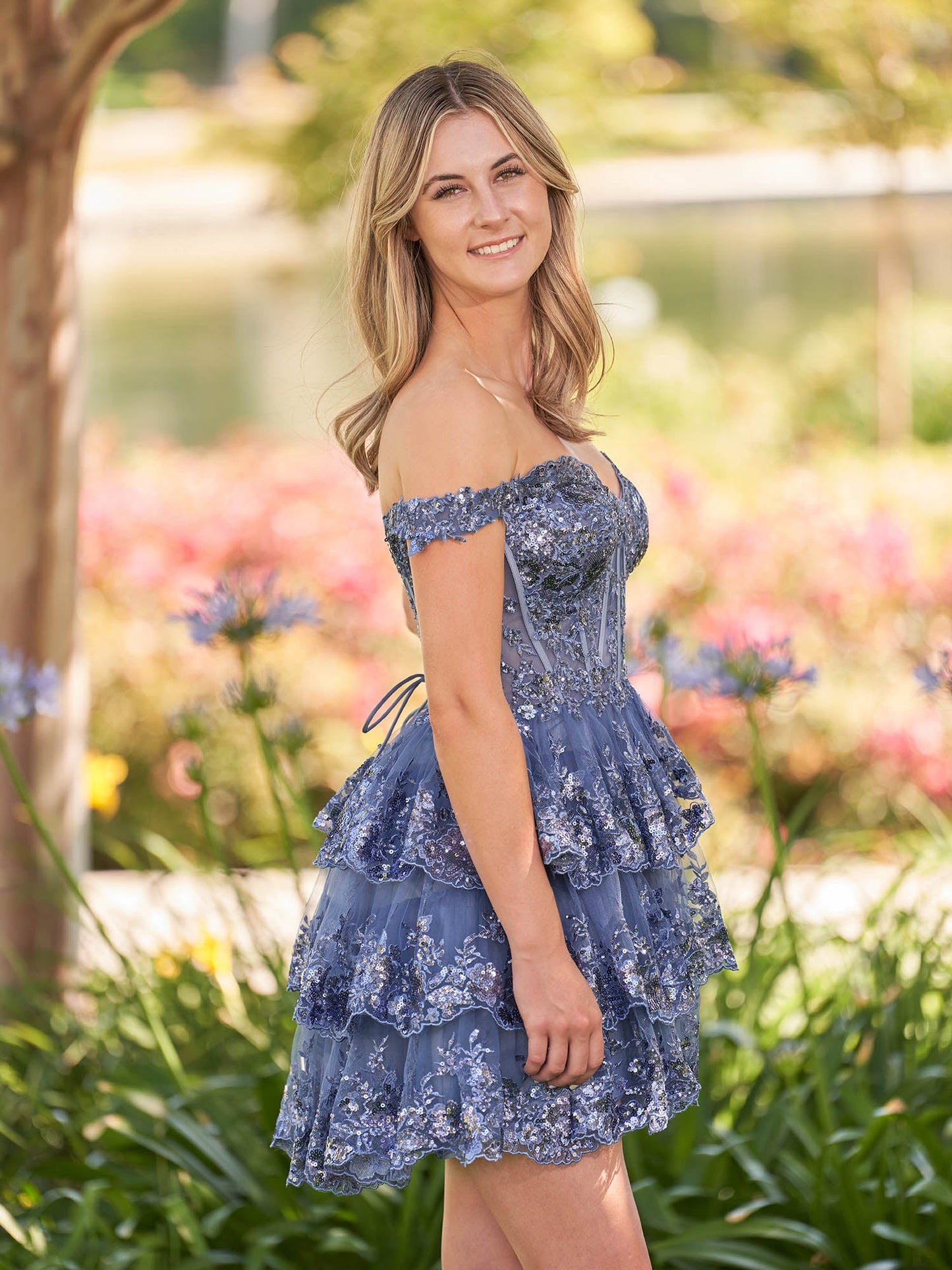 A-Line Navy Blue Sweetheart Tiered Short Homecoming Dress