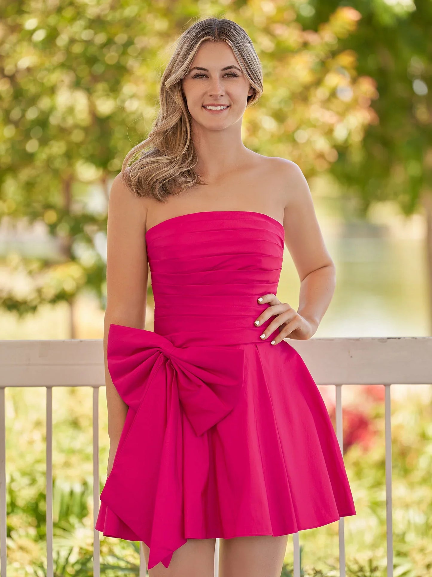 Royal Blue A-Line Strapless Pleated Party Dress with Bow